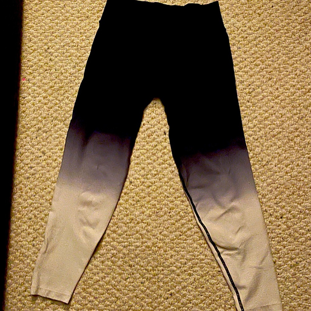 VICTORIA SECRET PINK seamless leggings dip dye